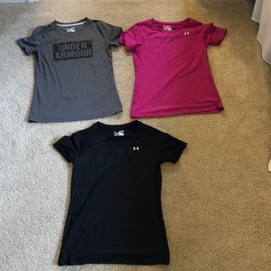 Under armor short sleeve shirts!